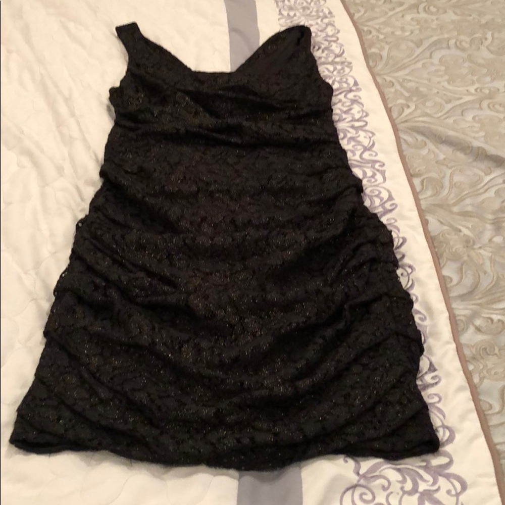 Women’s dress size 2